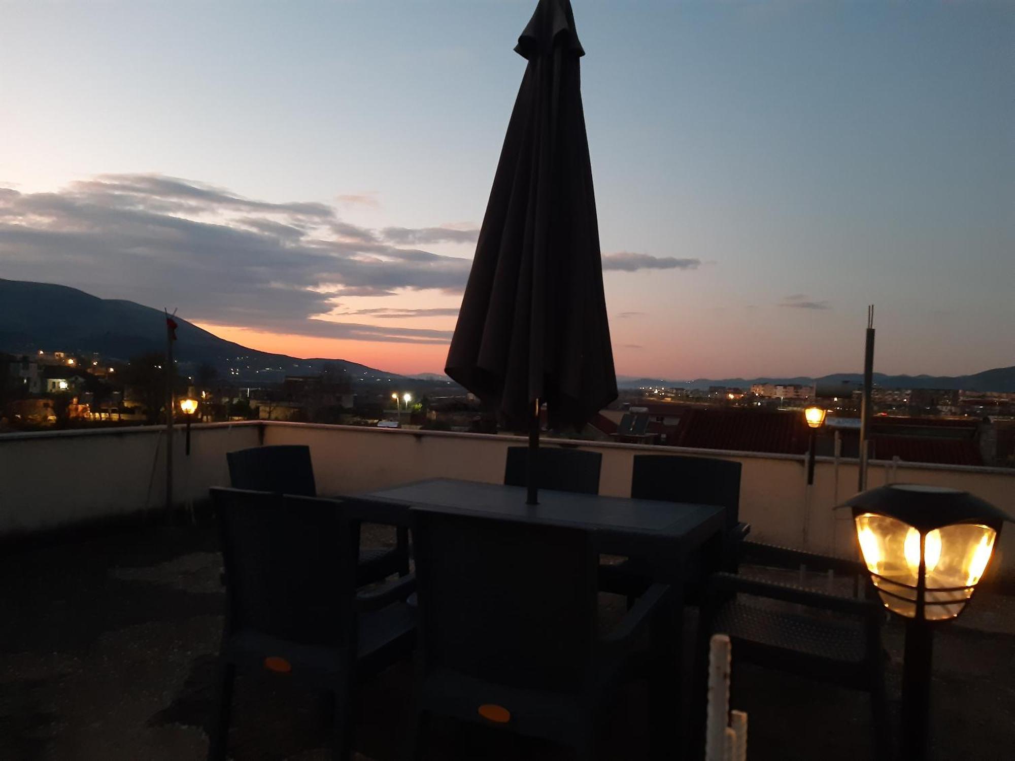 Villa Ari Berat Eksteriør billede