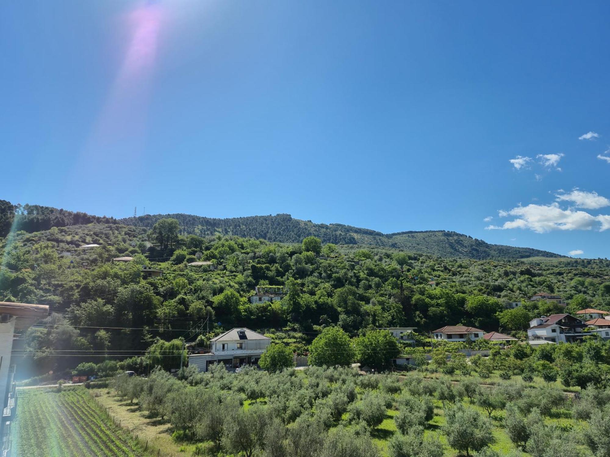 Villa Ari Berat Eksteriør billede